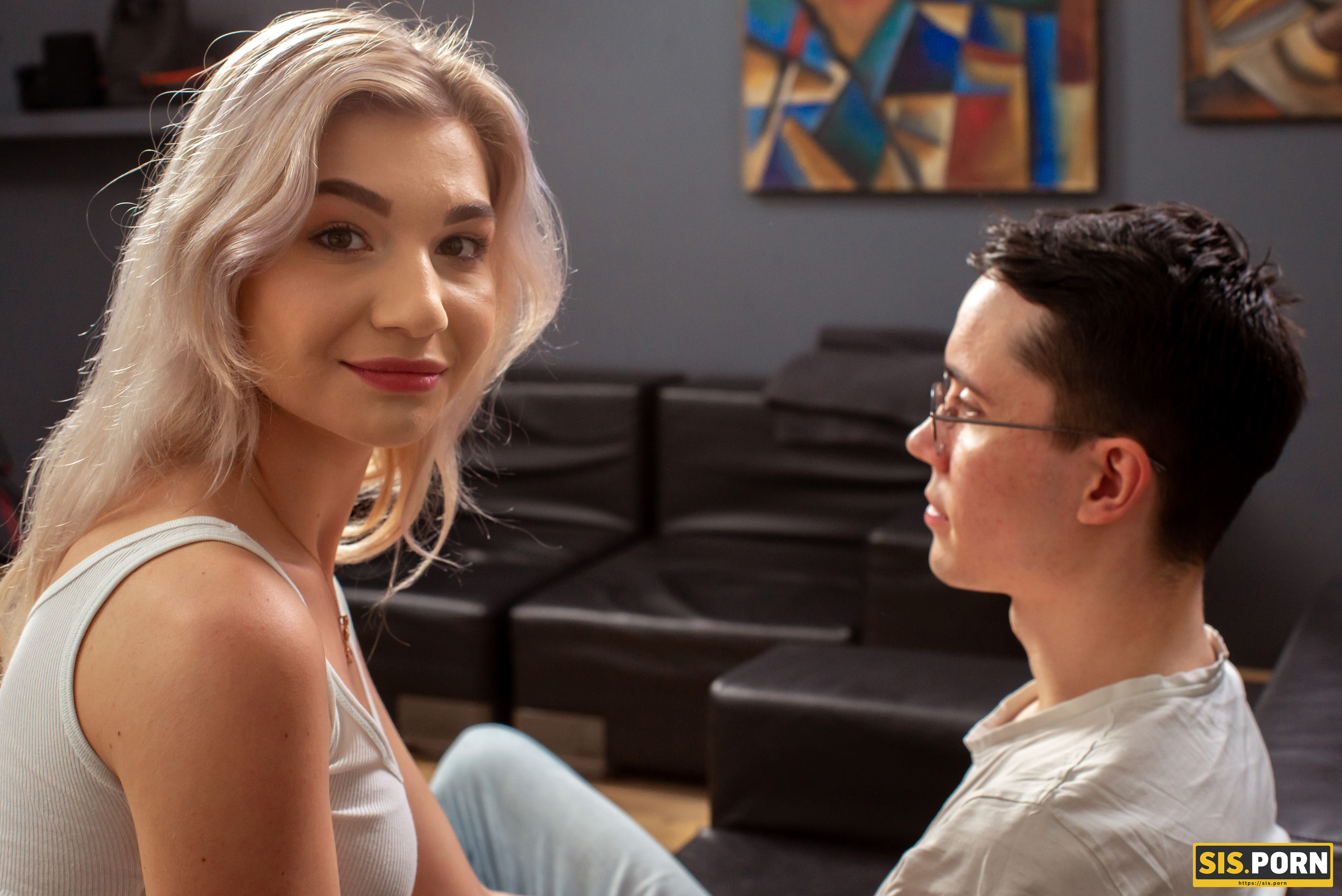 VIP 4K 'Playing video games or fucking my stepsister Didn't have to choose!' starring Anna Krowe (Photo 26)