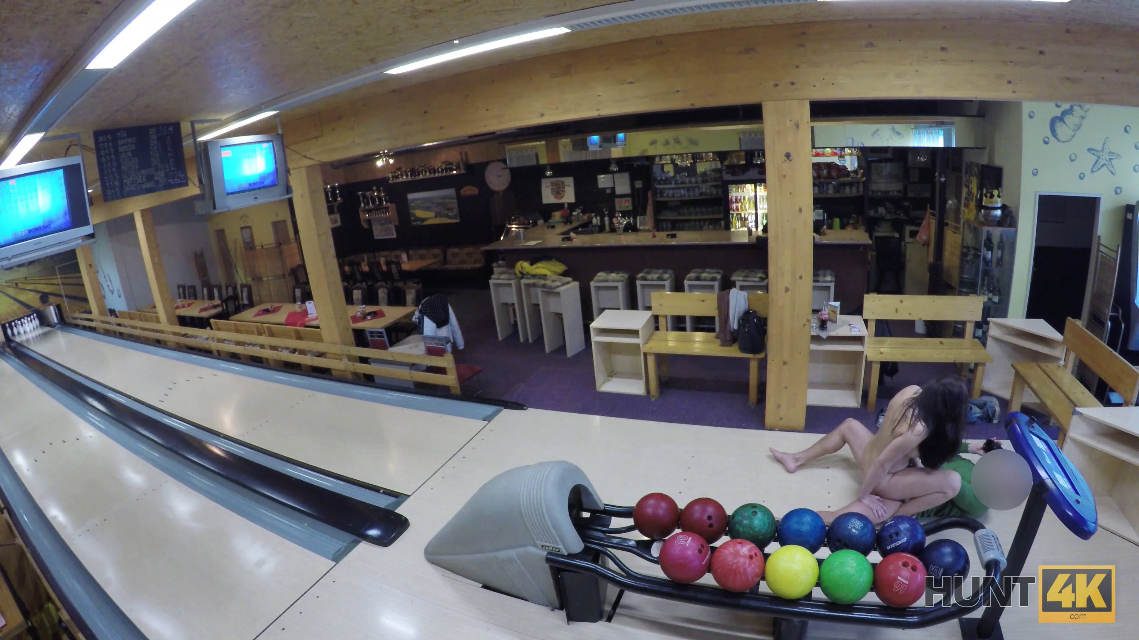 VIP 4K 'Sex in a bowling place - I've got strike!' starring Ornella Morgen (Photo 260)